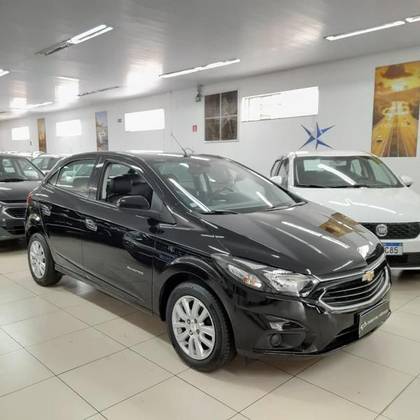 CHEVROLET ONIX 1.4 MPFI ADVANTAGE 8V FLEX 4P AUTOMÁTICO